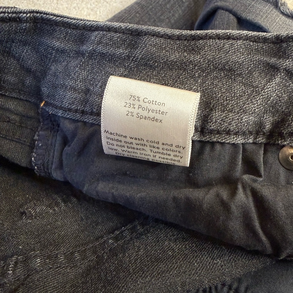 William B Black Denim Shorts Size S - Picture 8 of 8